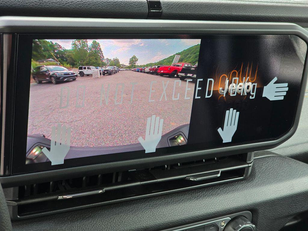 new 2025 Jeep Gladiator car, priced at $38,538