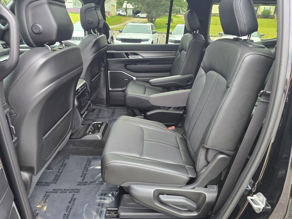 new 2025 Jeep Wagoneer car, priced at $70,828