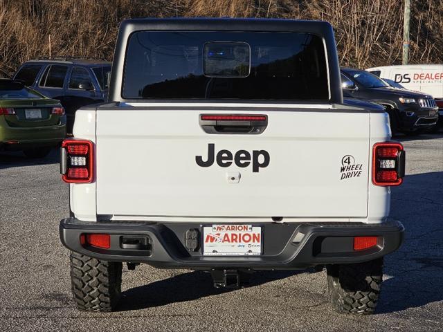 new 2024 Jeep Gladiator car, priced at $45,905