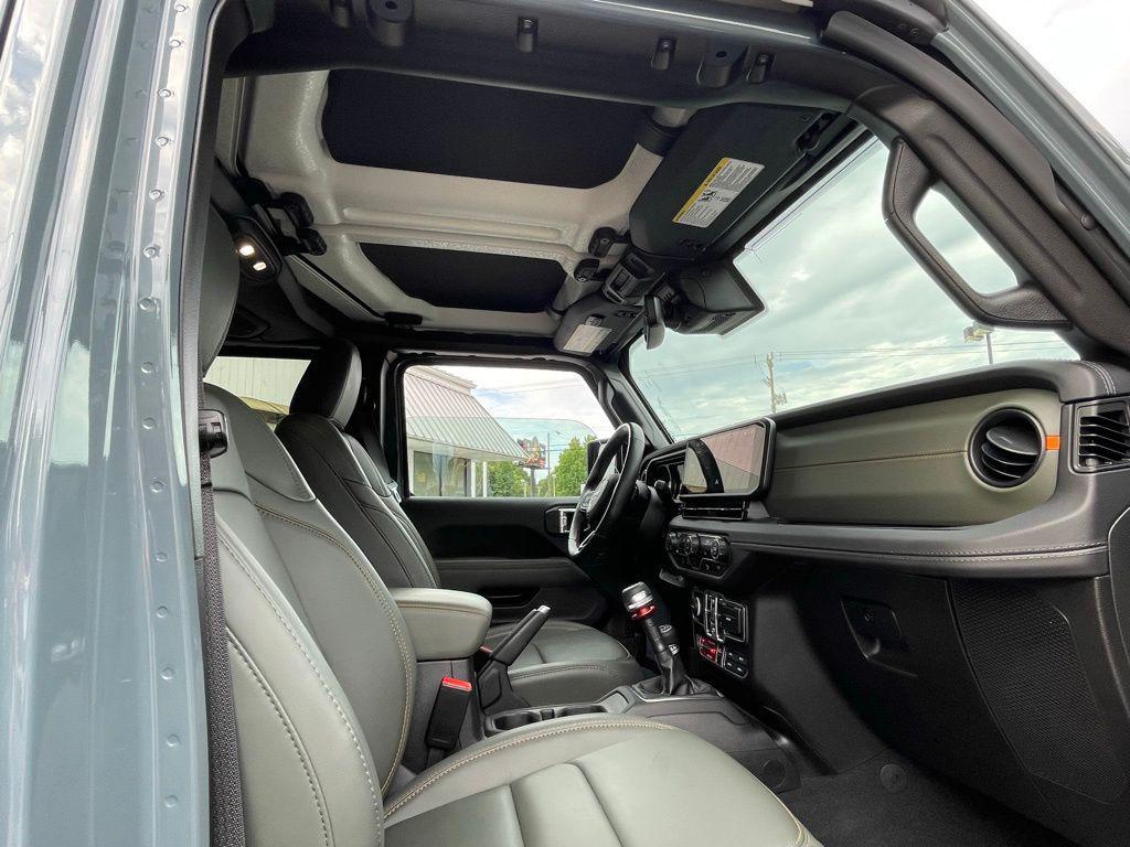 used 2024 Jeep Gladiator car, priced at $49,845