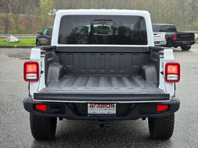 new 2025 Jeep Gladiator car, priced at $41,870