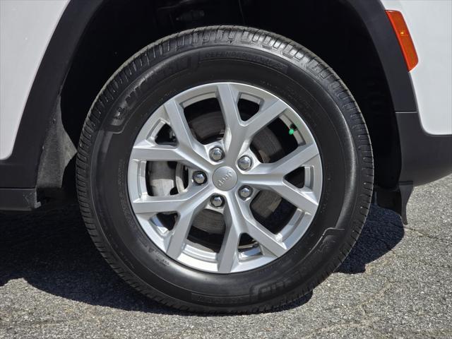 used 2023 Jeep Grand Cherokee car, priced at $30,373