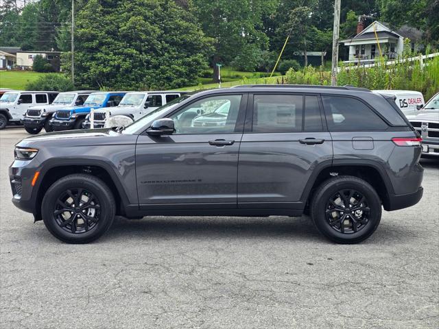new 2025 Jeep Grand Cherokee car, priced at $44,394