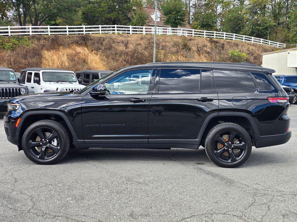 used 2022 Jeep Grand Cherokee L car, priced at $22,000