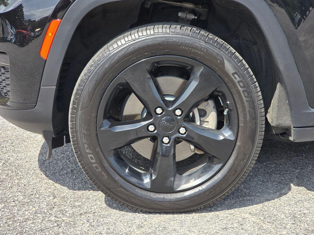 used 2022 Jeep Grand Cherokee L car, priced at $26,000