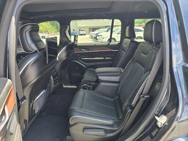 used 2024 Jeep Grand Cherokee L car