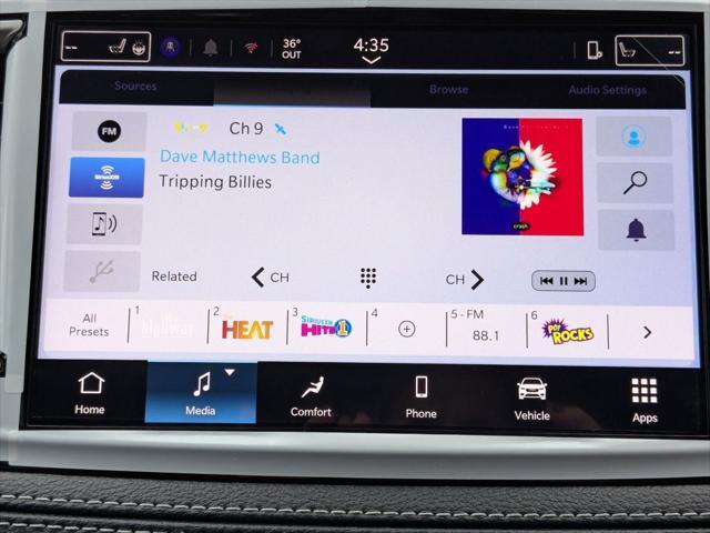 new 2025 Chrysler Pacifica car, priced at $40,907