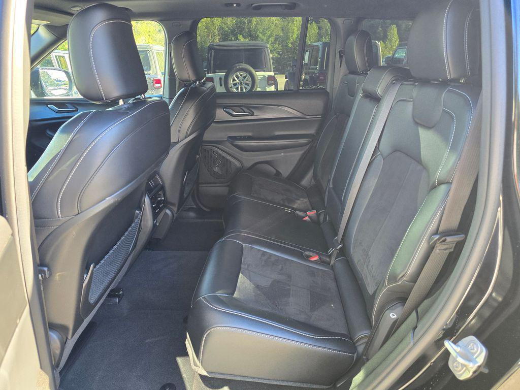 used 2024 Jeep Grand Cherokee car, priced at $35,488