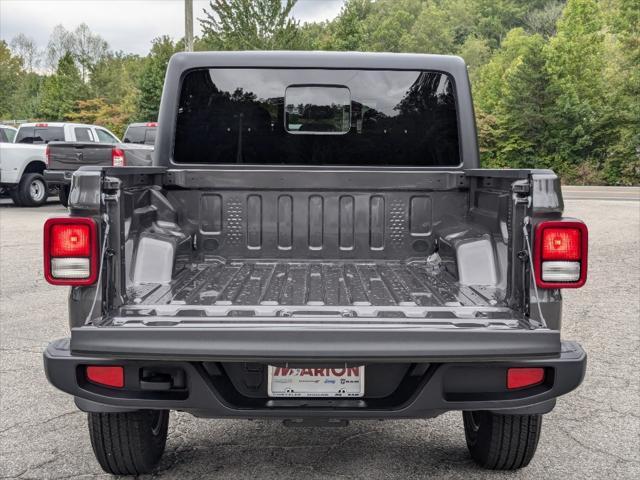 new 2024 Jeep Gladiator car, priced at $39,790