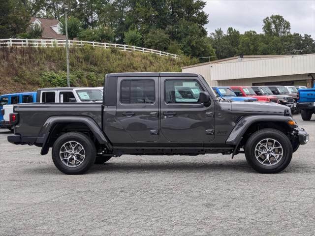 new 2024 Jeep Gladiator car, priced at $39,790