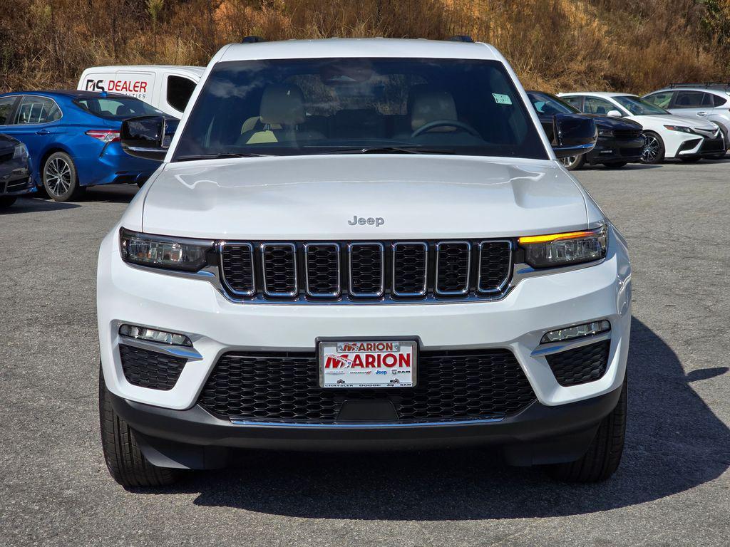 new 2025 Jeep Grand Cherokee car, priced at $39,834