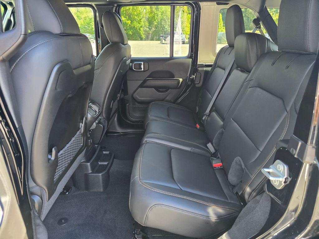 new 2025 Jeep Wrangler car, priced at $55,914