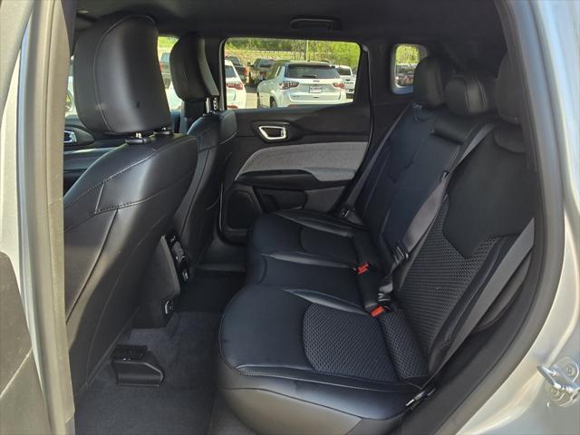 new 2025 Jeep Compass car, priced at $25,994