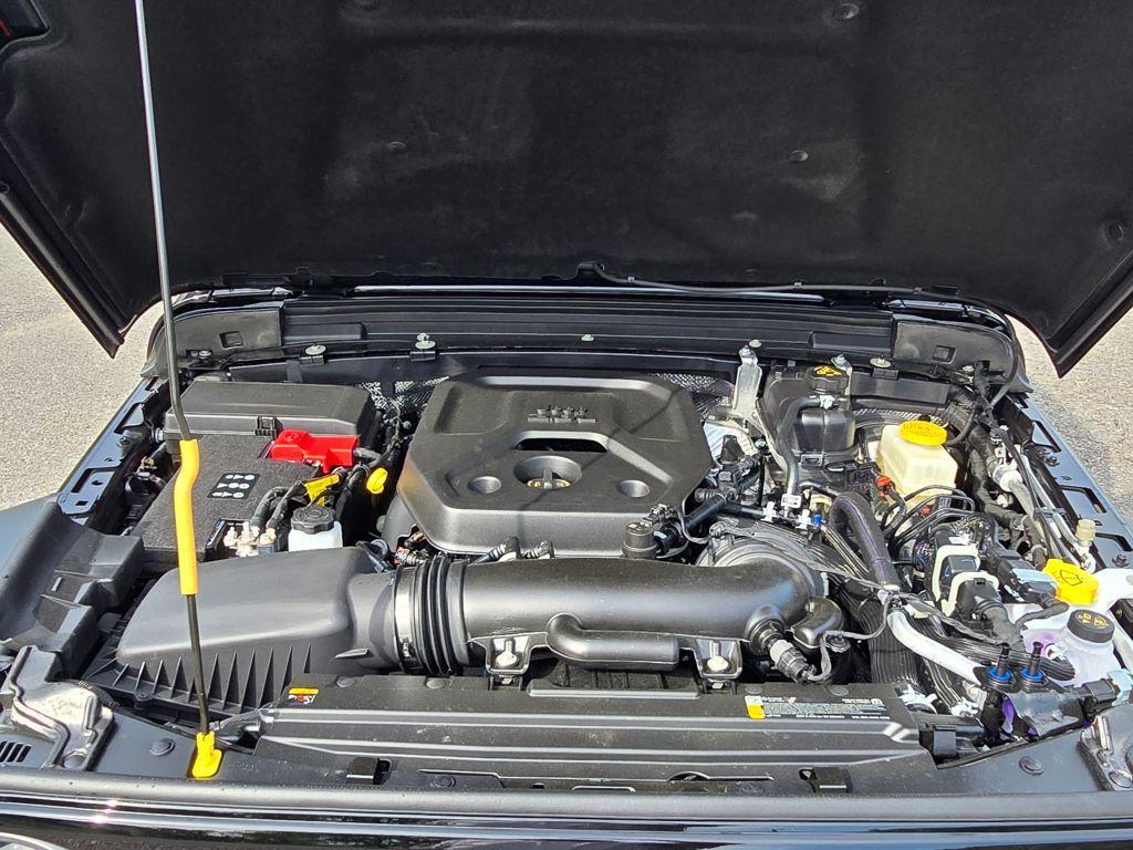 new 2025 Jeep Wrangler car, priced at $39,990