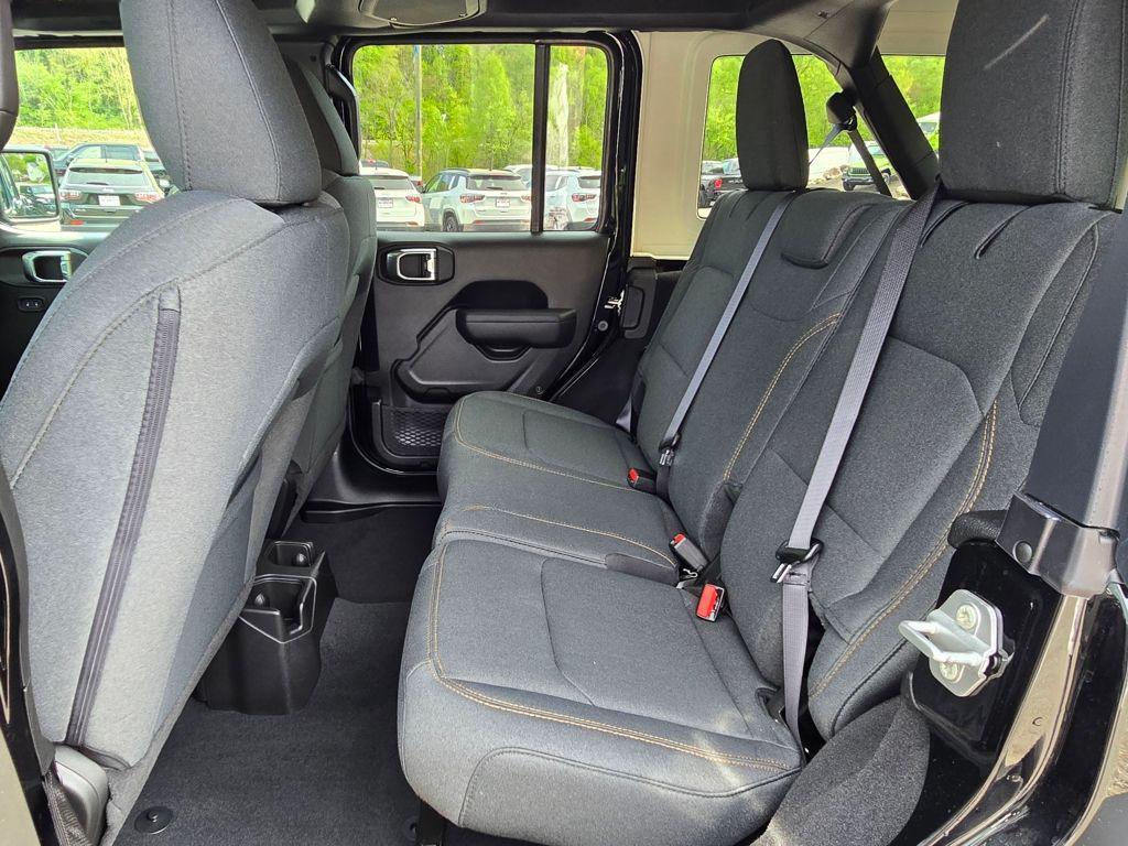 new 2025 Jeep Wrangler car, priced at $39,990