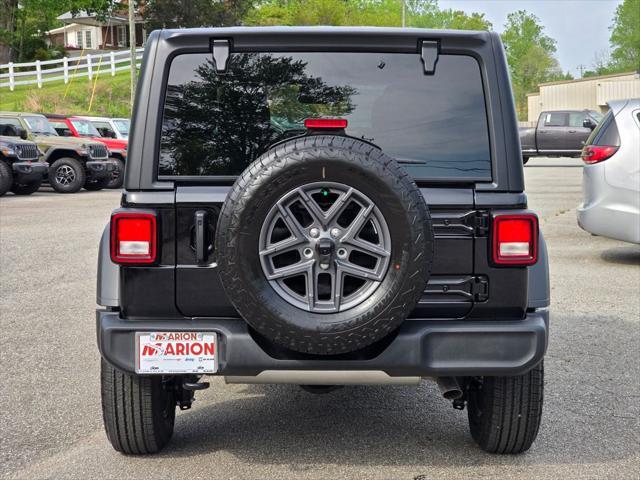 new 2025 Jeep Wrangler car, priced at $43,675