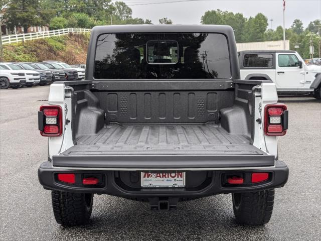 new 2024 Jeep Gladiator car, priced at $52,190