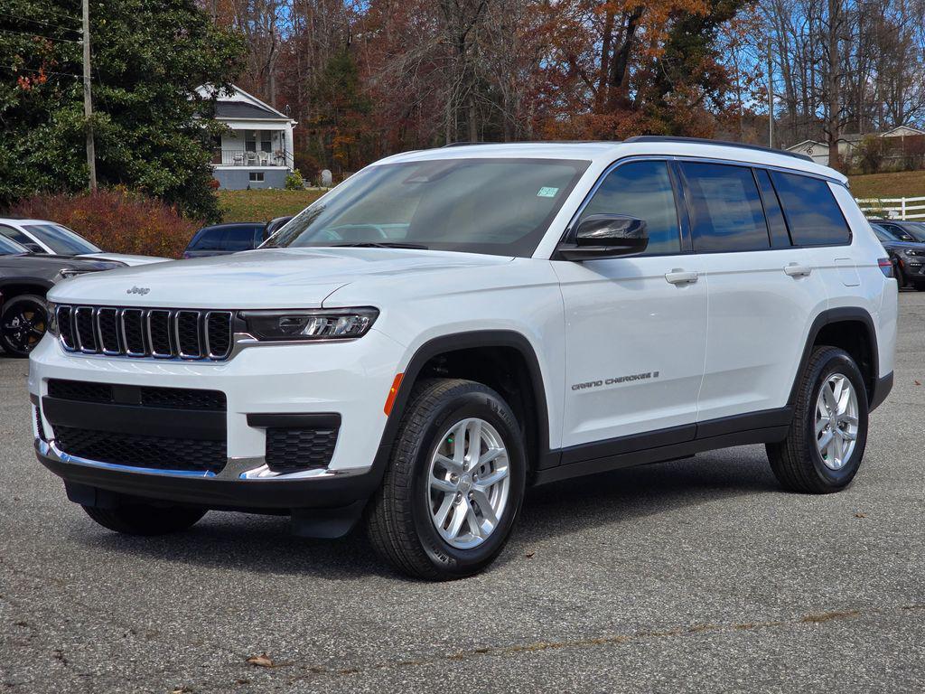 new 2025 Jeep Grand Cherokee L car, priced at $38,926