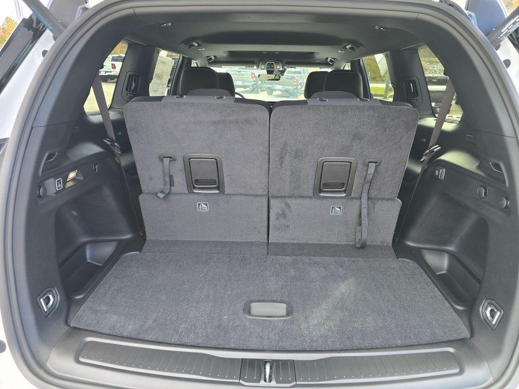 new 2025 Jeep Grand Cherokee L car, priced at $38,926