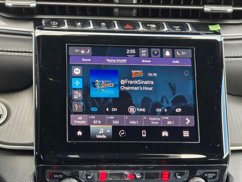 new 2025 Jeep Grand Cherokee L car, priced at $38,926