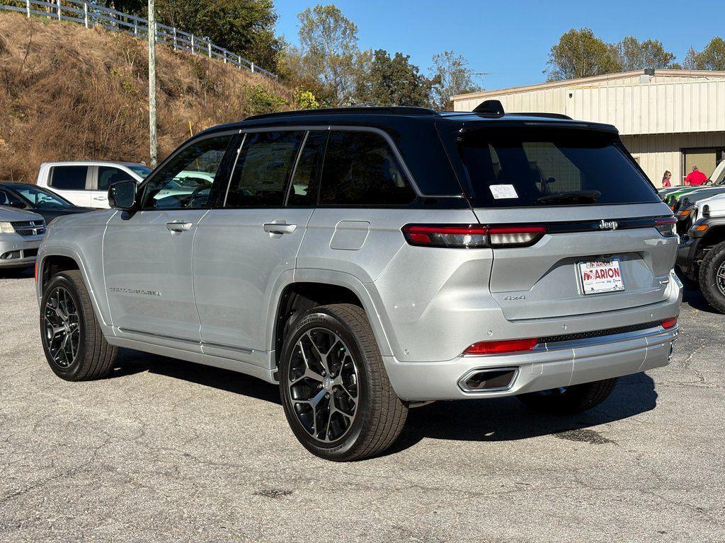 new 2025 Jeep Grand Cherokee car, priced at $59,428