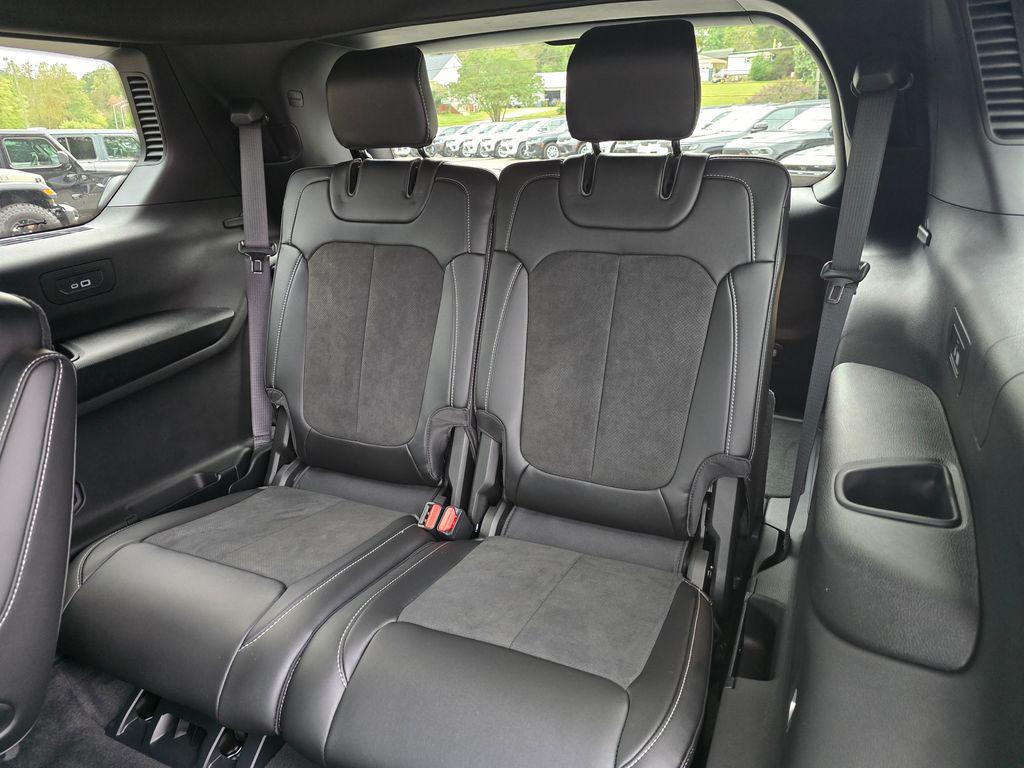 new 2025 Jeep Grand Cherokee L car, priced at $43,563