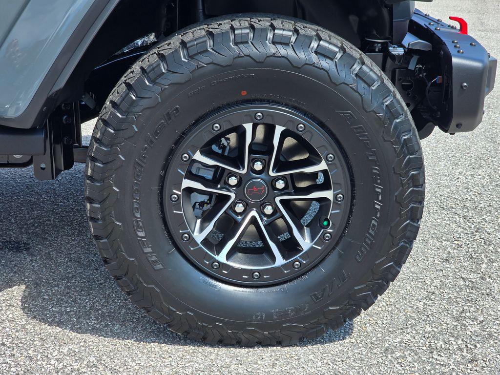 new 2025 Jeep Wrangler car, priced at $66,355