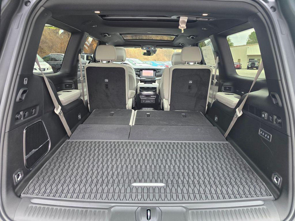 new 2025 Jeep Wagoneer car, priced at $69,998