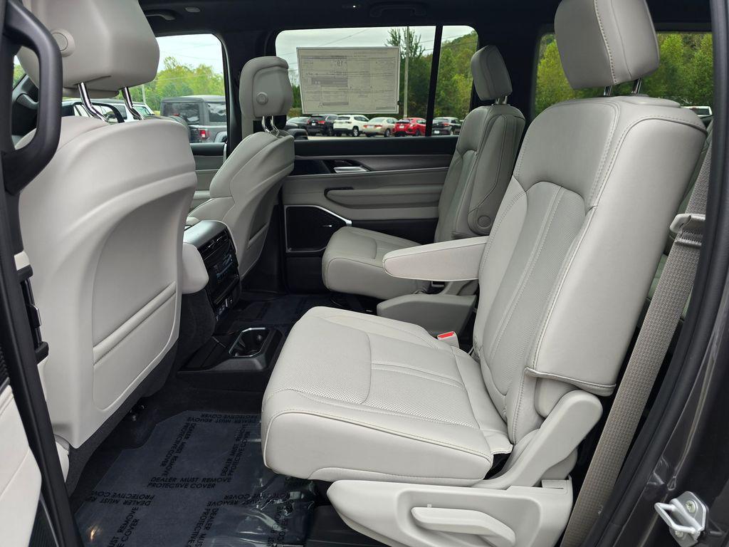 new 2025 Jeep Wagoneer car, priced at $69,998