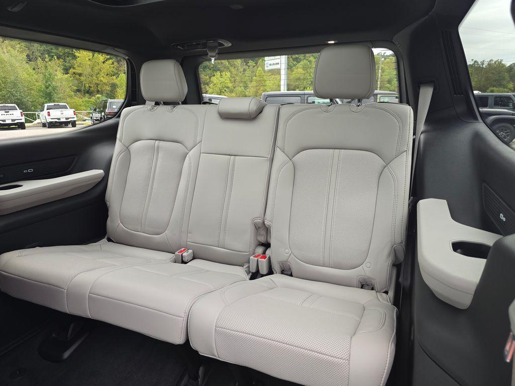 new 2025 Jeep Wagoneer car, priced at $69,998