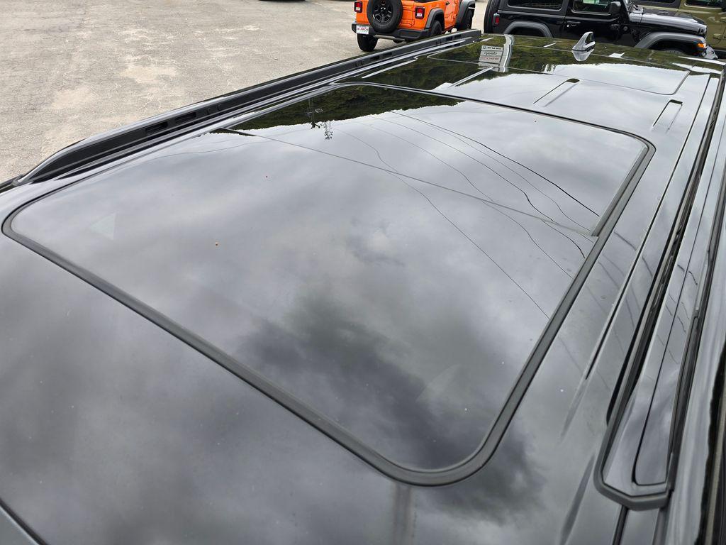 new 2025 Jeep Wagoneer car, priced at $69,998