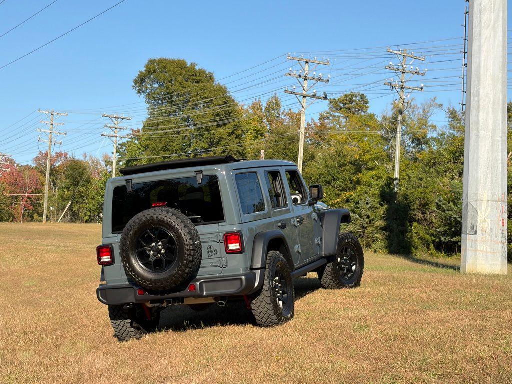 new 2025 Jeep Wrangler car, priced at $52,321