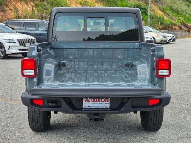 new 2025 Jeep Gladiator car, priced at $40,625