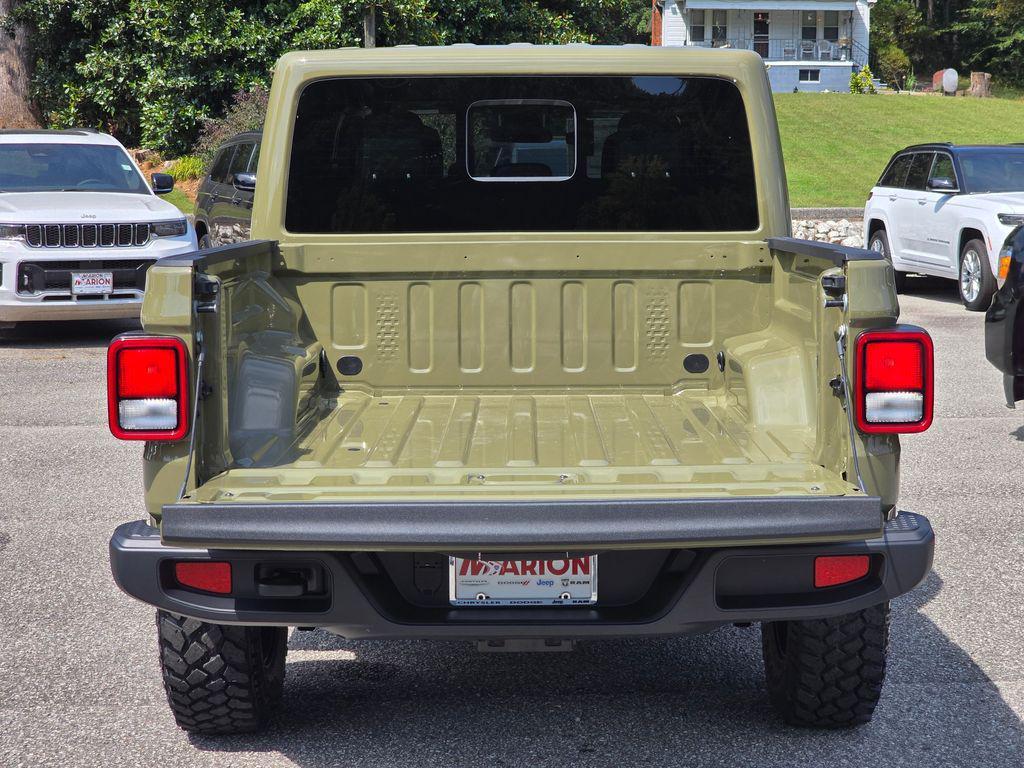 new 2025 Jeep Gladiator car, priced at $45,139