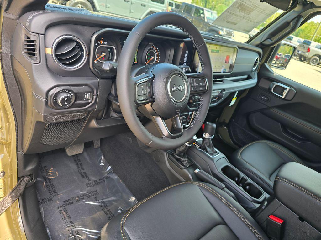 new 2025 Jeep Gladiator car, priced at $45,139