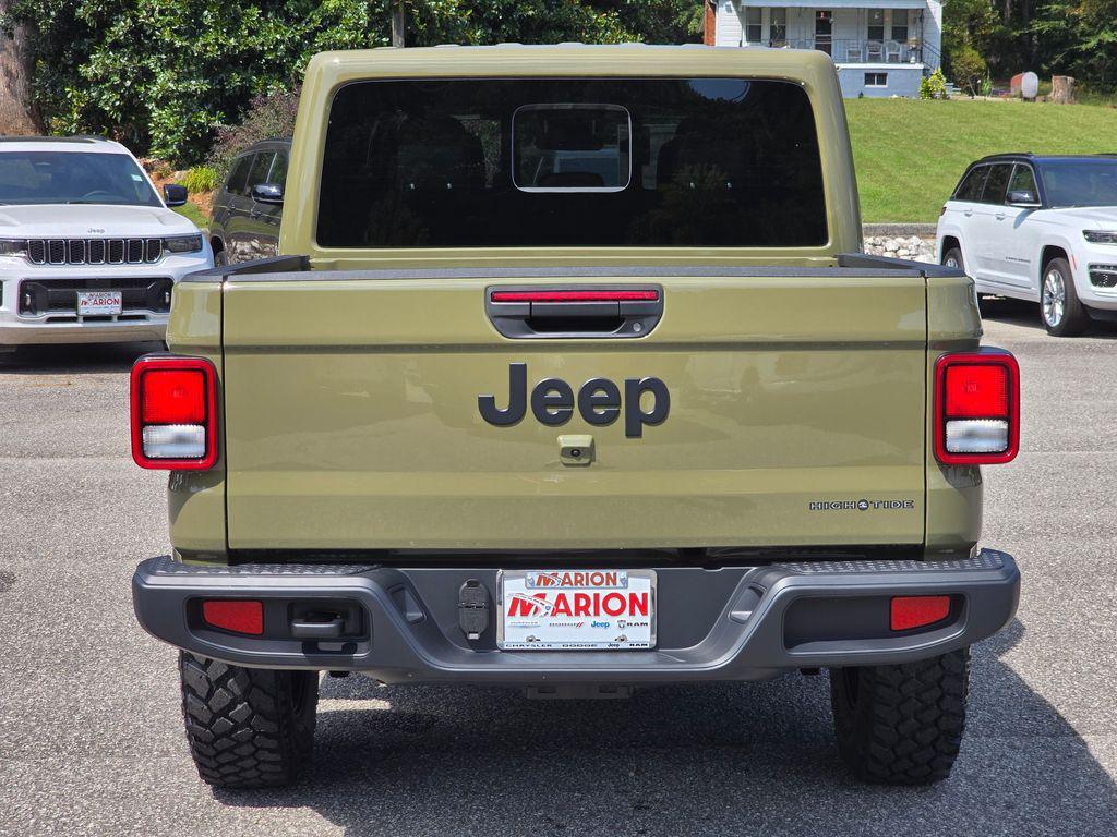 new 2025 Jeep Gladiator car, priced at $45,139