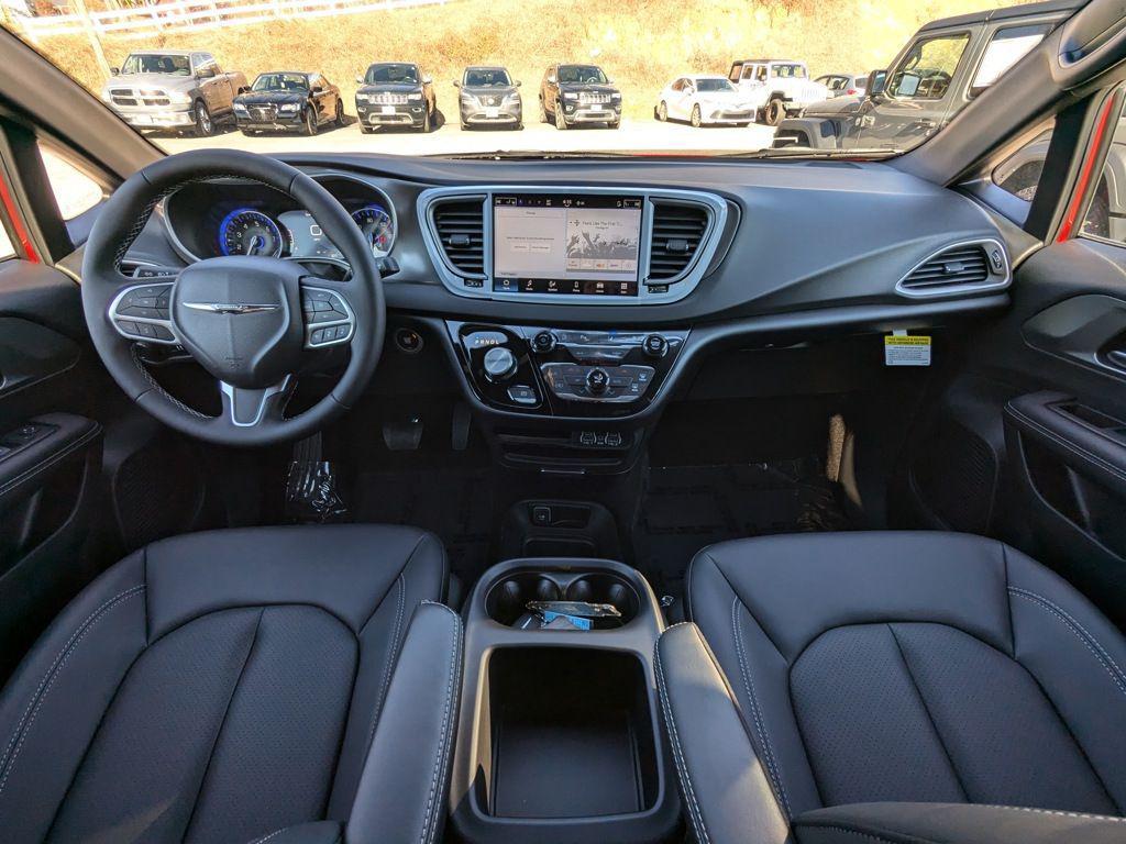 new 2025 Chrysler Voyager car, priced at $32,994