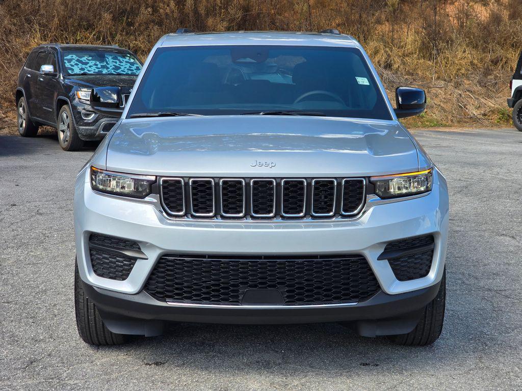 new 2025 Jeep Grand Cherokee car, priced at $39,243