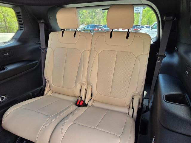 new 2025 Jeep Grand Cherokee L car, priced at $48,757