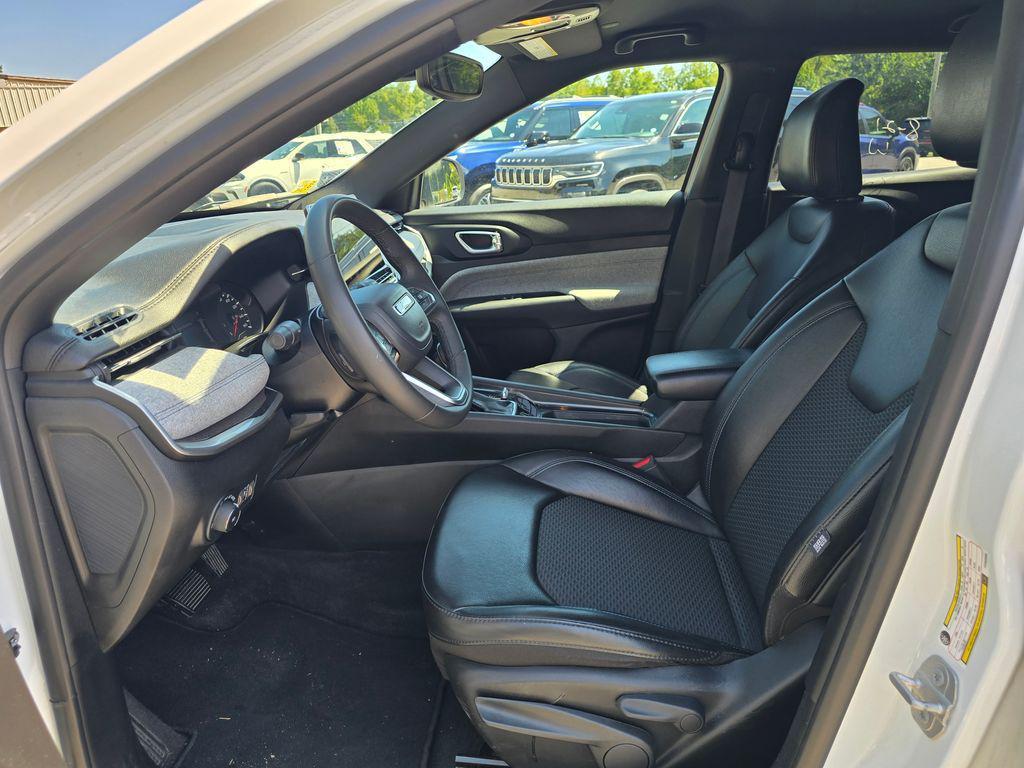 used 2023 Jeep Compass car, priced at $20,975