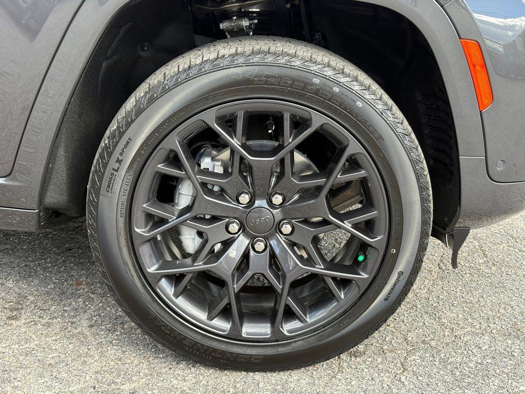 new 2025 Jeep Grand Cherokee car, priced at $63,961