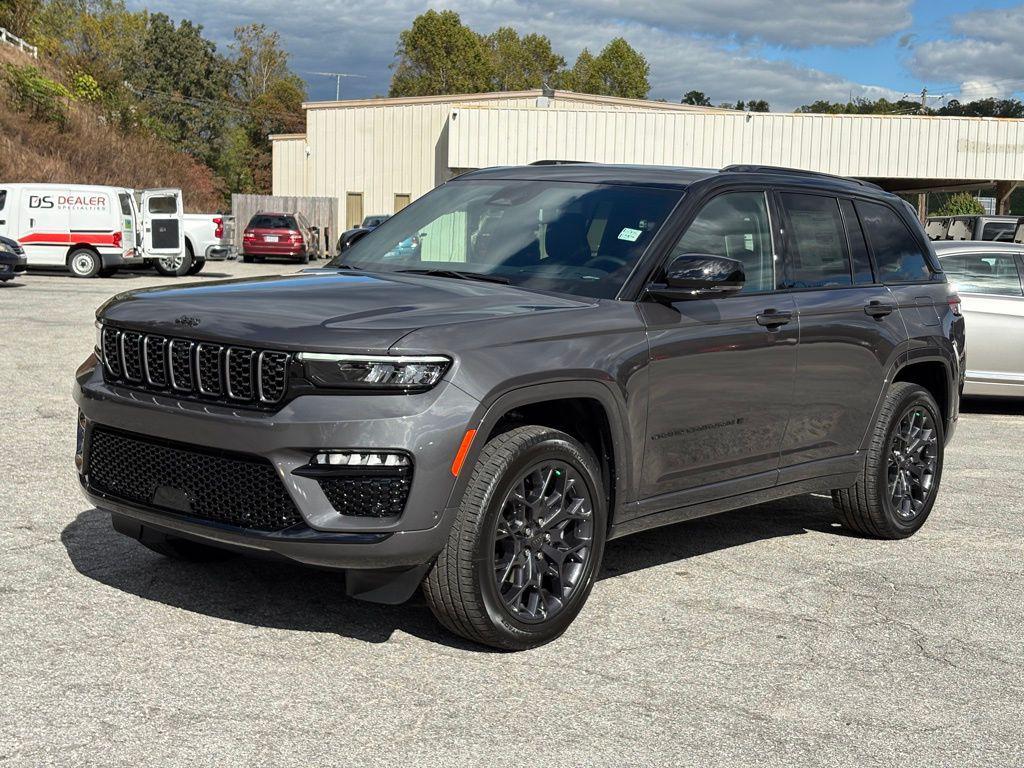 new 2025 Jeep Grand Cherokee car, priced at $63,961