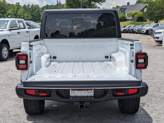 new 2024 Jeep Gladiator car, priced at $49,450