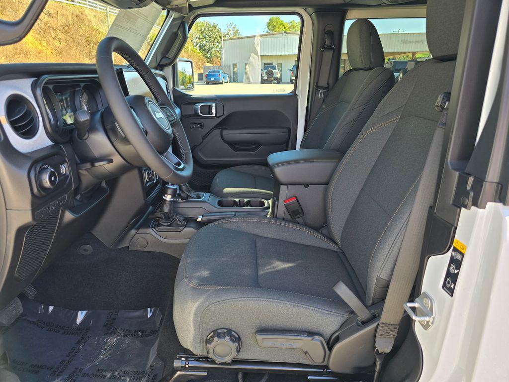 new 2026 Jeep Wrangler car, priced at $44,584