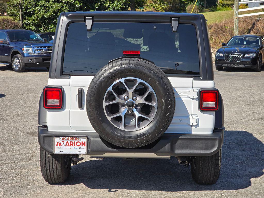 new 2026 Jeep Wrangler car, priced at $44,584