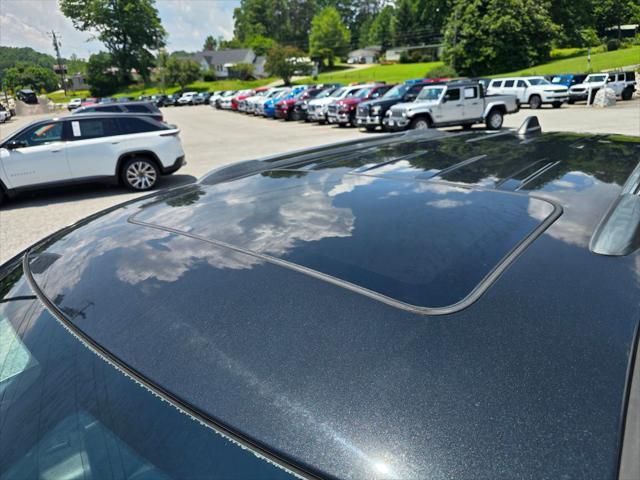 used 2015 Jeep Grand Cherokee car, priced at $15,076