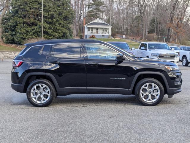 new 2025 Jeep Compass car, priced at $25,994