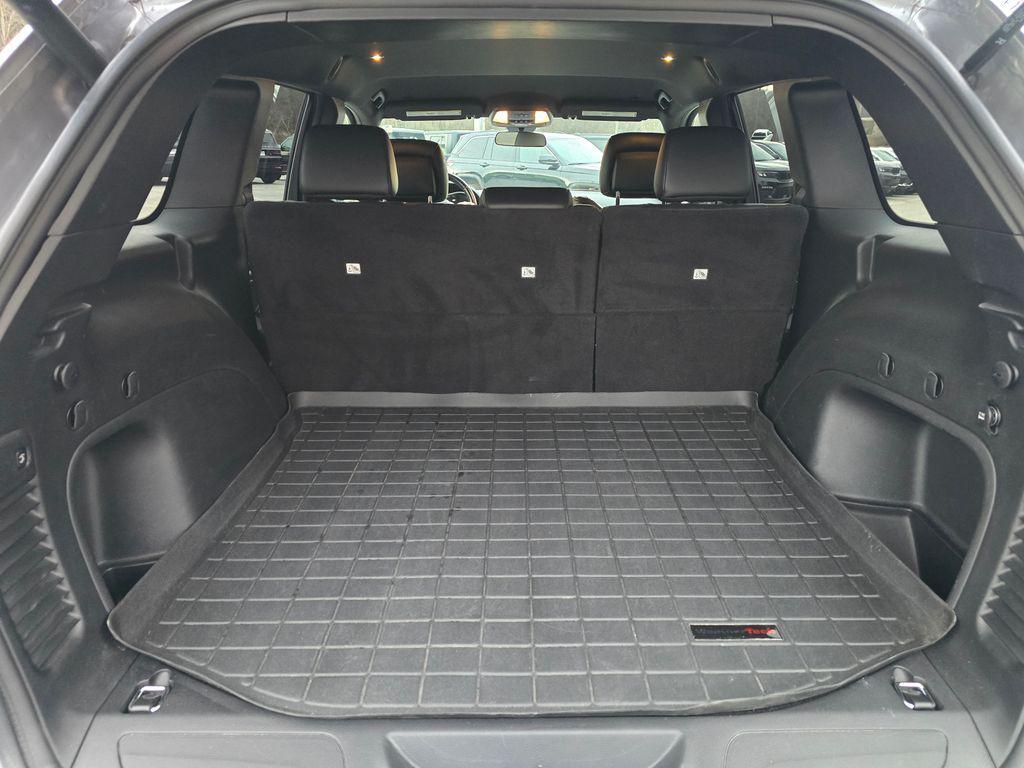 used 2021 Jeep Grand Cherokee car, priced at $23,300