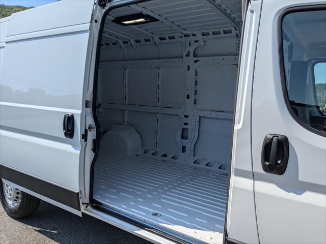 new 2024 Ram ProMaster 2500 car, priced at $44,685