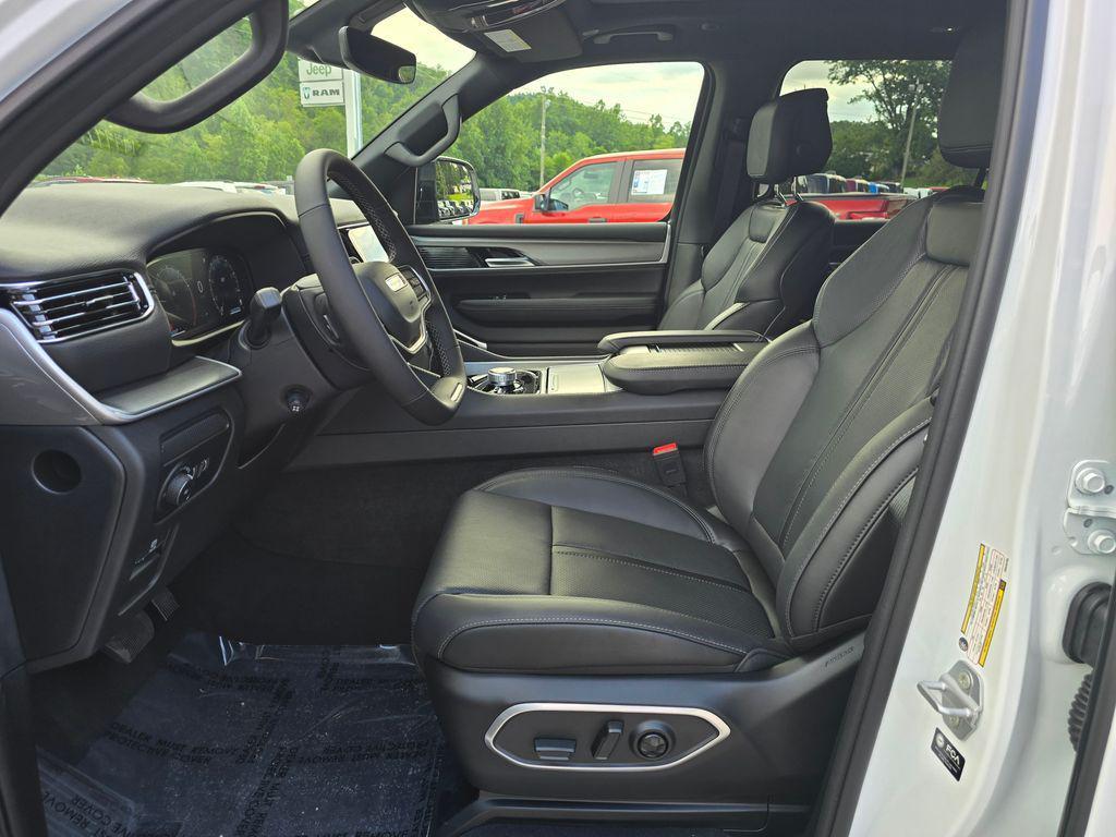 new 2025 Jeep Wagoneer car, priced at $67,672